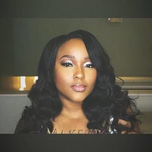 Meet your Posher, Laurine